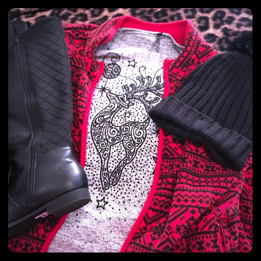 Beaded reindeer top
